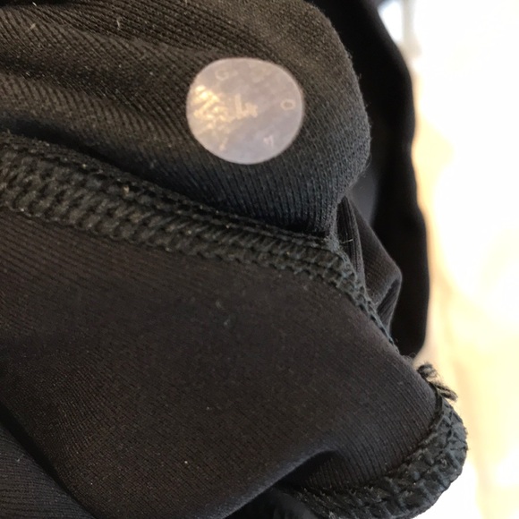 ❌SOLD Lululemon HiRise Wunder Under Black ombré 4 - Picture 3 of 6